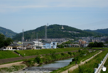 阿武山古墳 訪問ページ へ・・・ 阿武山