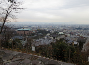阿武山古墳 阿武山古墳