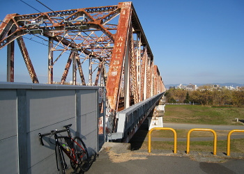 JRおおさか東線 淀川橋梁 JRおおさか東線 淀川橋梁